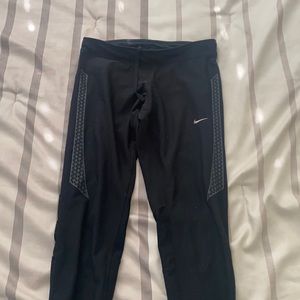 Dri-fit Nike black leggings with zipper
